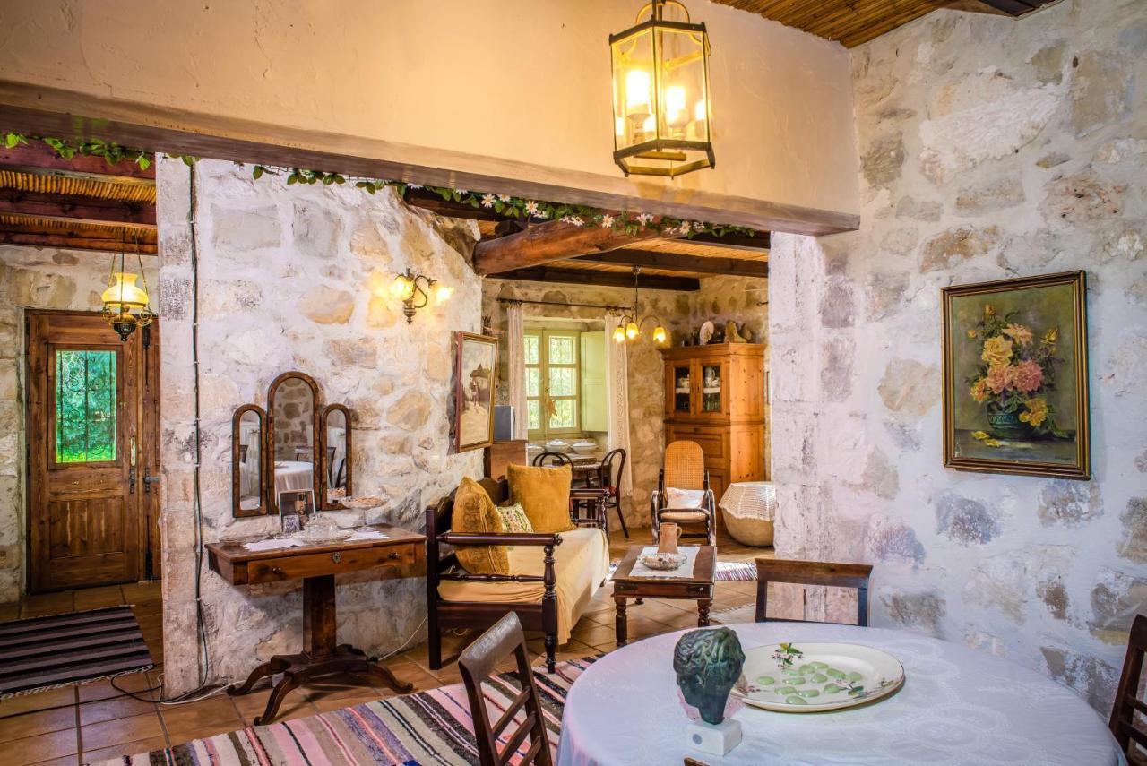 Jianni'S Villa - Stone Villa In The Greenery!! Василикос Экстерьер фото